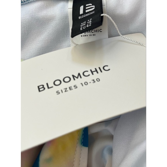 BloomChic Women’s Graphic Print Knotted Front Tiered Tankini Swim Top Size 12 - Picture 13 of 13